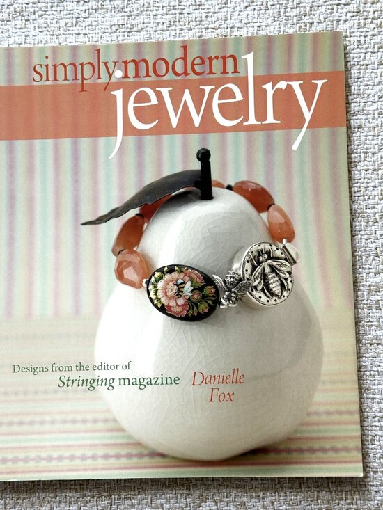 Other - Book Jewelry Simply Modern Danielle Fox Stringing magazine